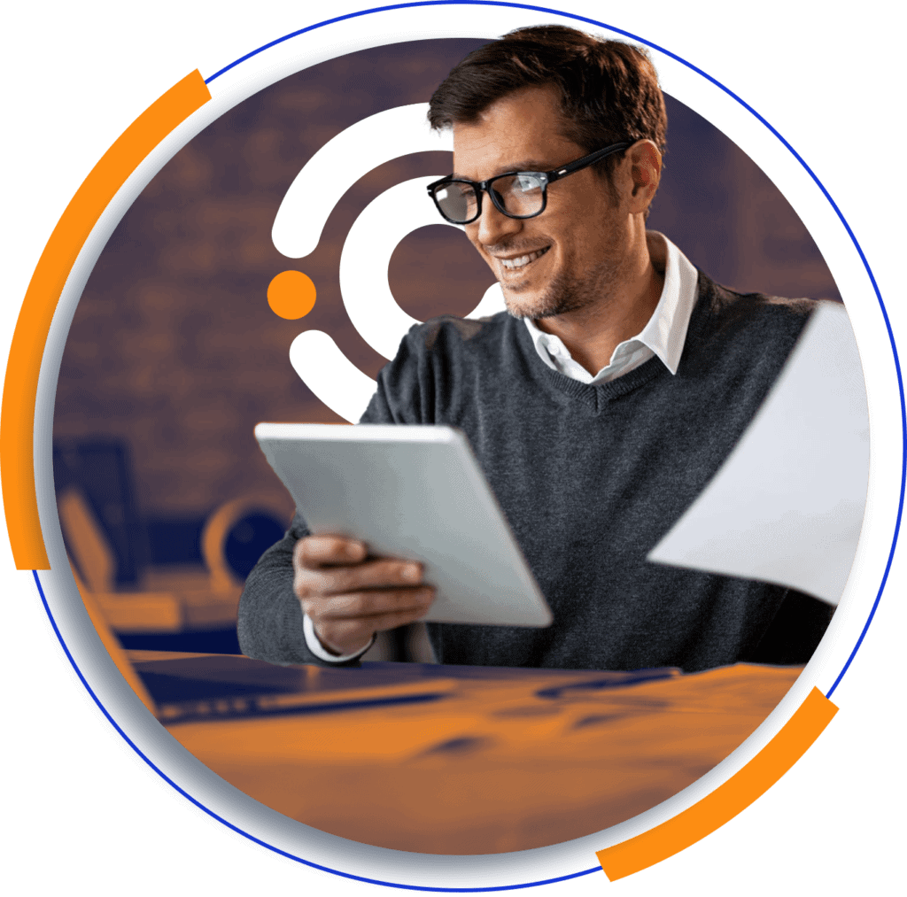 Homem usando tablet com gráficos de contabilidade de igrejas.